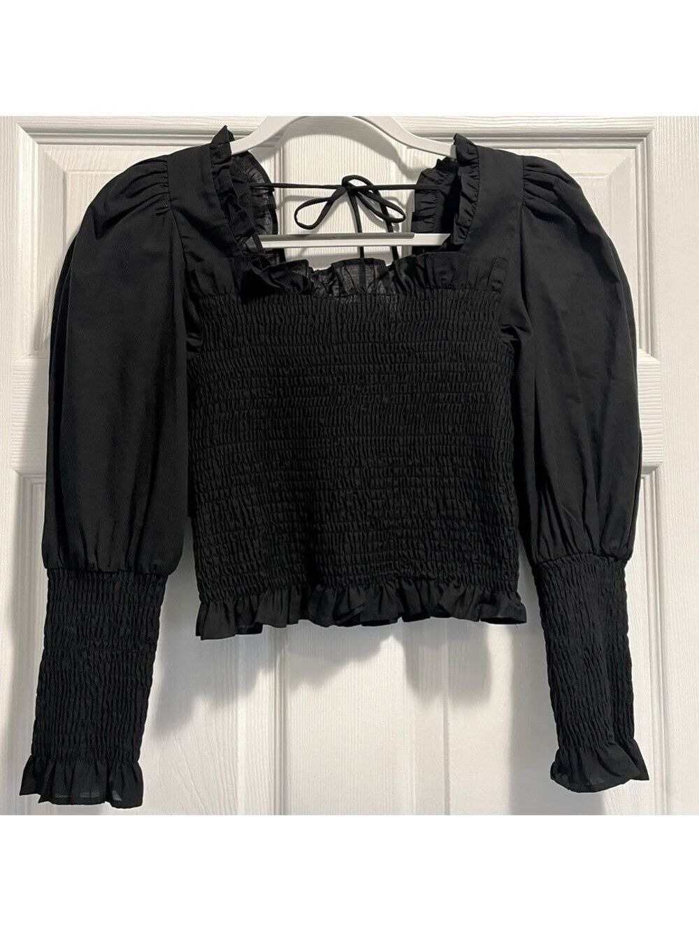 TOPSHOP Women’s Black Smocked Ruffled Puff Long Sleeve blouse Top Size 4 NWOT